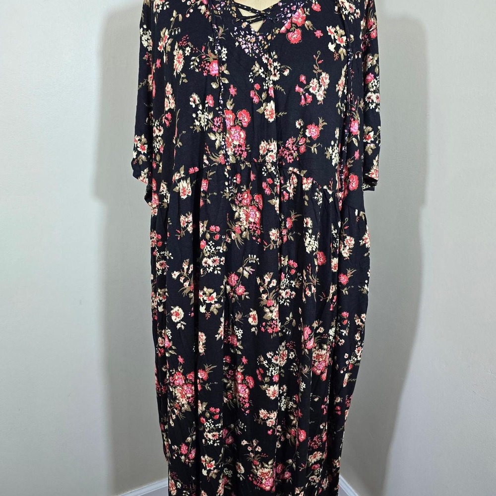 Chelsea Studio black floral maxi dress size 34/36 4X